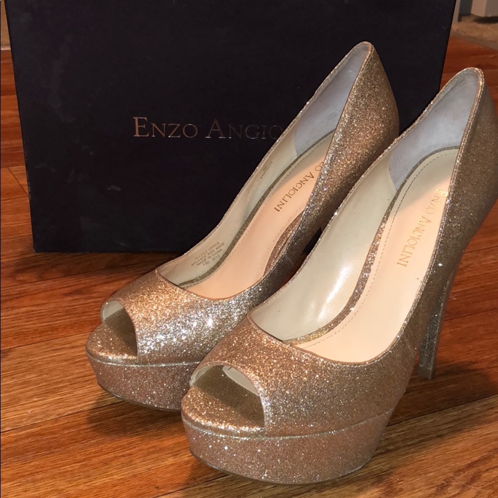 Enzo Angiolini gold sparky high heels size 8